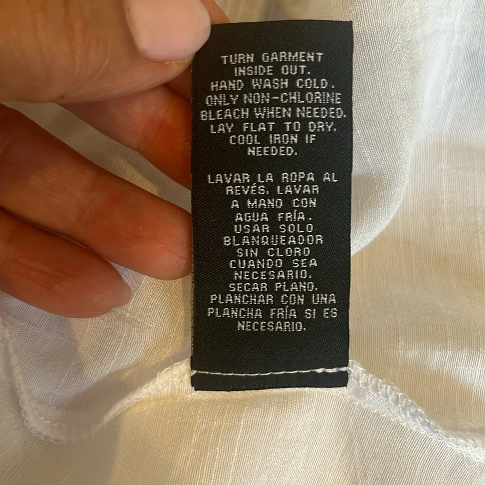 Zac & Rachel White Blouse with Elegant Design size XL - Picture 10 of 11